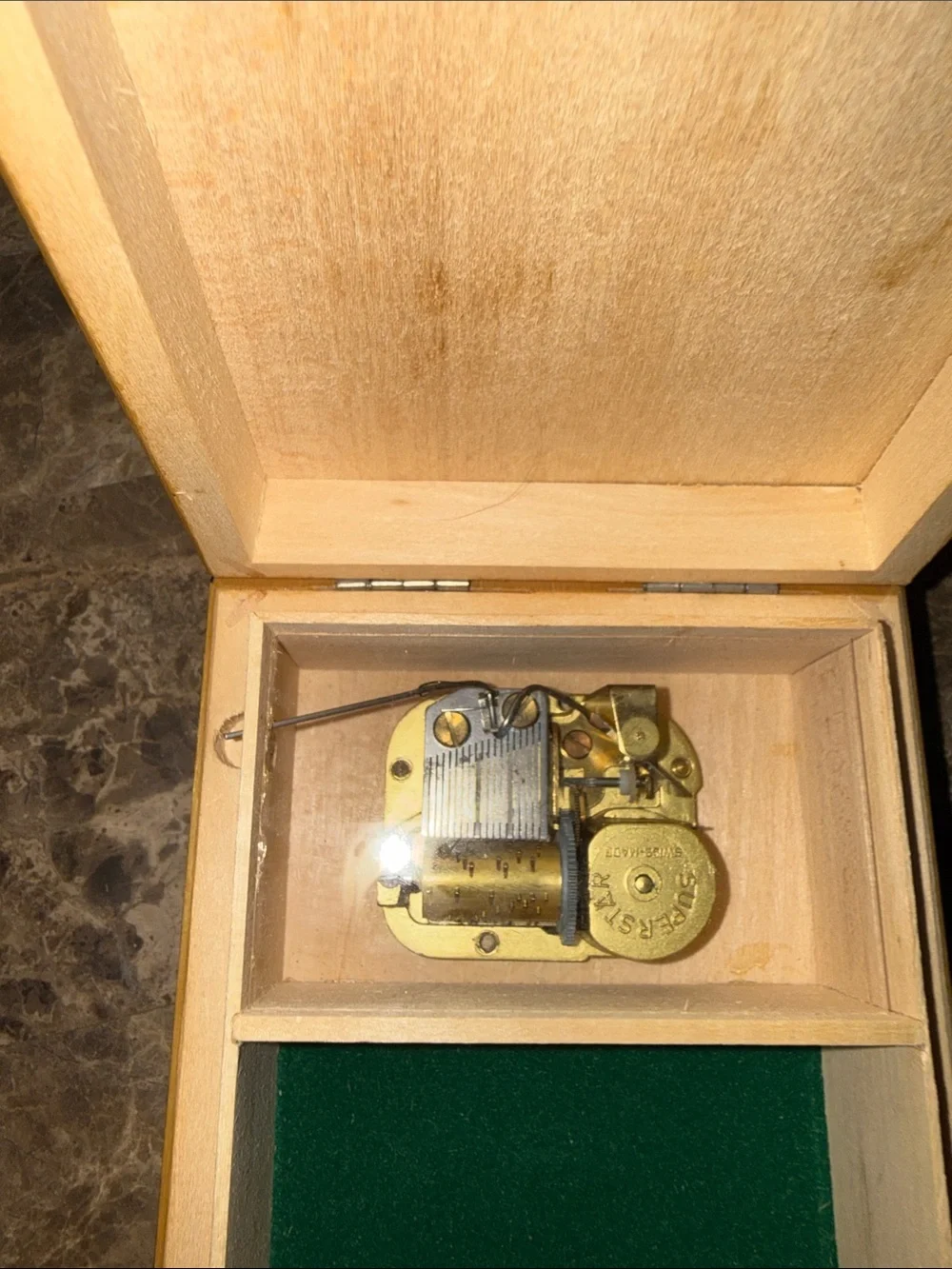 Vintage Deichert Hummel Music Box 